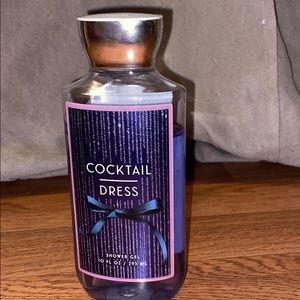 *free with any bundle* BBW Shower Gel